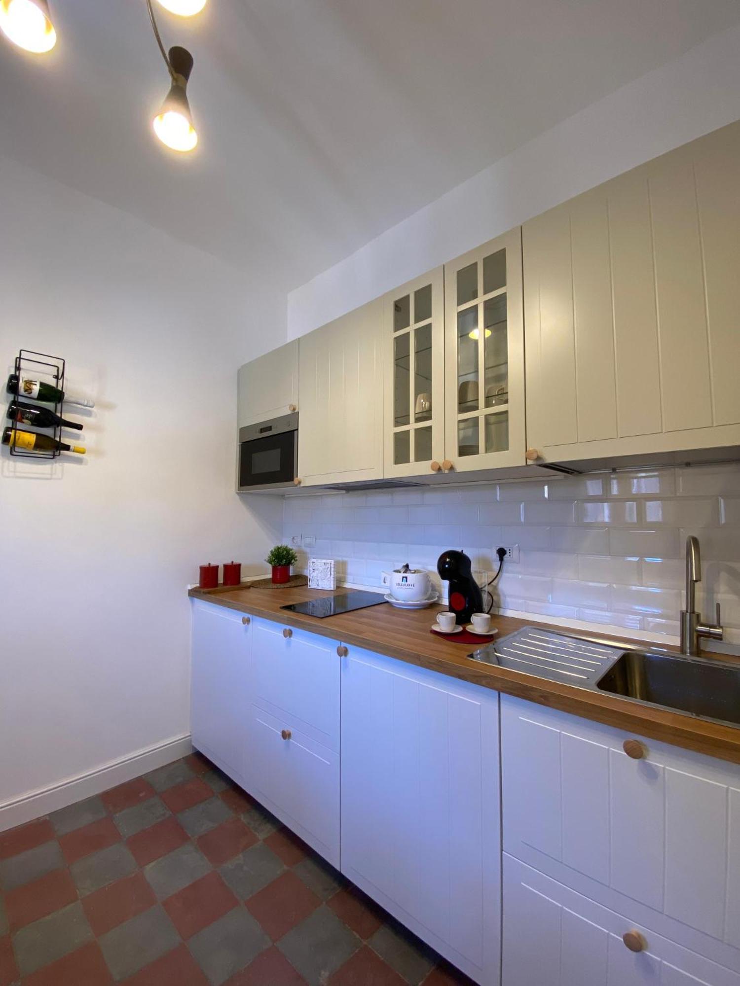Bed and Breakfast Dimora Dei Minoriti Катания Экстерьер фото