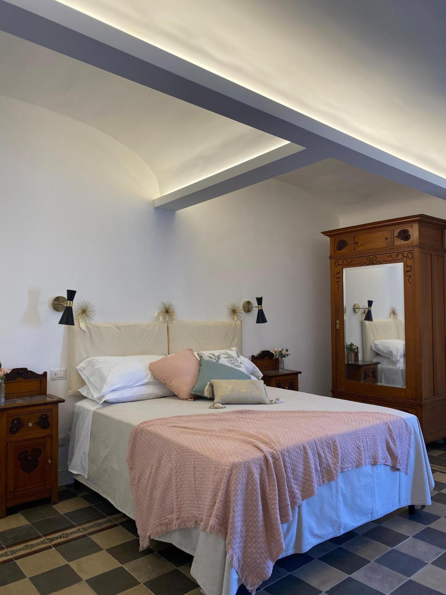 Bed and Breakfast Dimora Dei Minoriti Катания Экстерьер фото