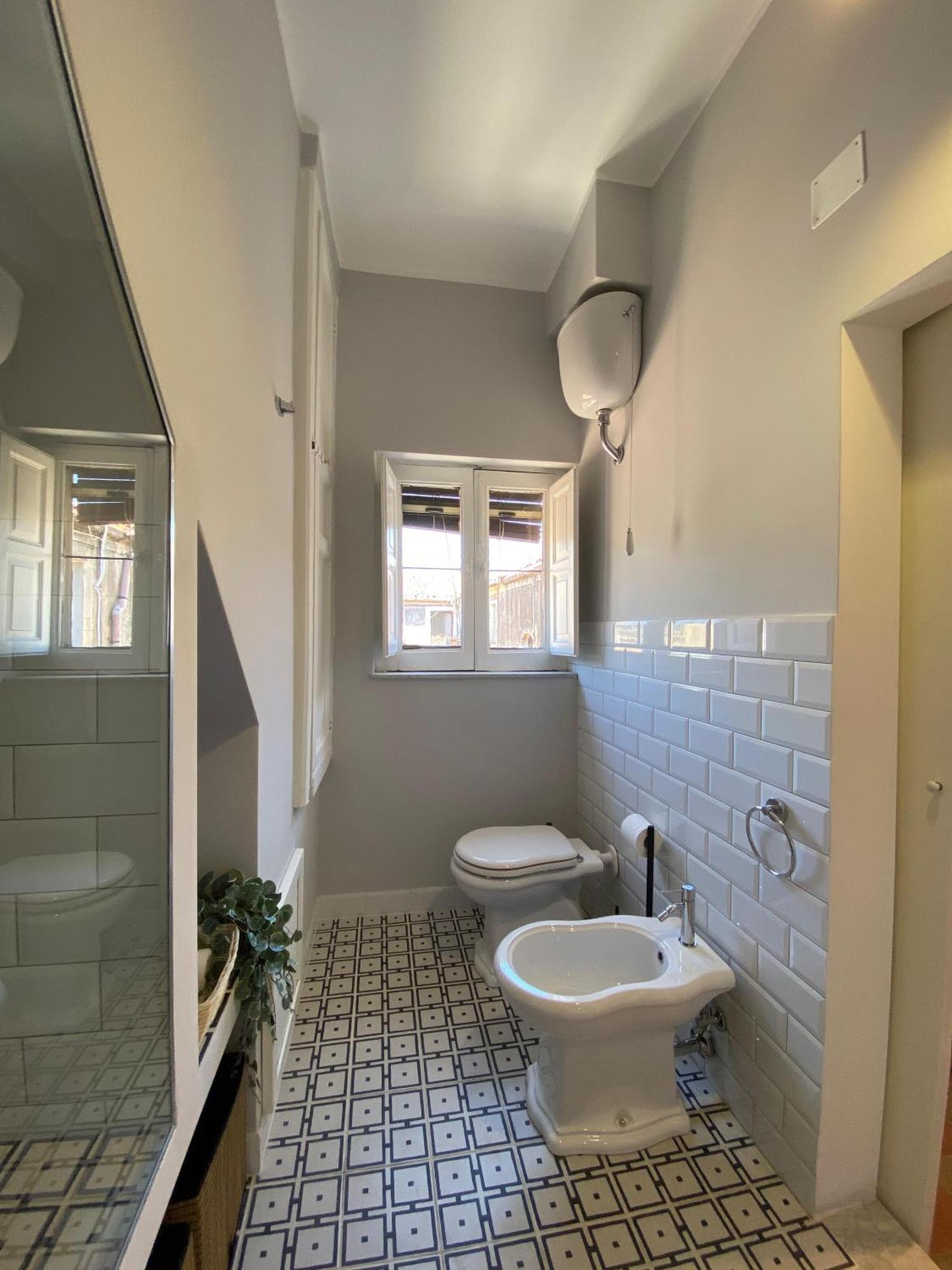 Bed and Breakfast Dimora Dei Minoriti Катания Экстерьер фото